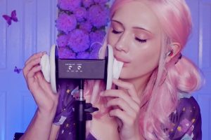 粉发妹妹舔耳（22.08.01~2）