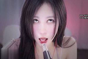 林岁岁的小舌头（23.04.17~1）