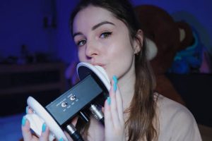 kiss舔耳（23.06.27~2）