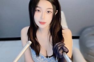 桃七妹暖心姐姐黑丝手套 帮弟弟打飞飞（24.10.16~1）