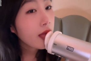 薅一大口香菜 舔耳（25.10.22~1）